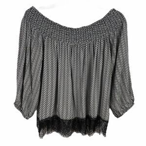 Hazel Haze off shoulder lace bottom blk/white  top